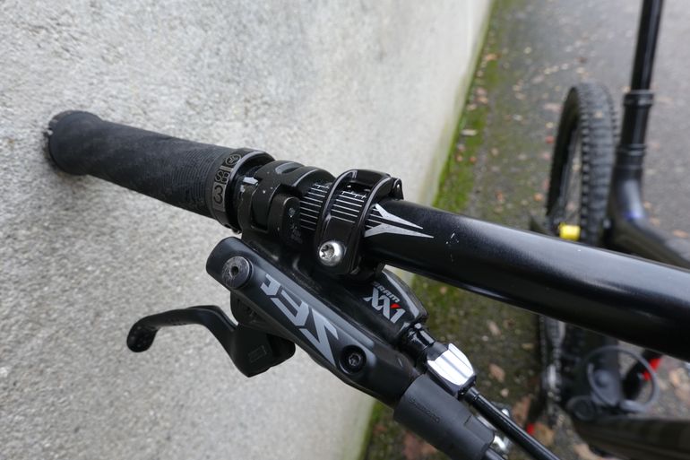 Used Scott Genius 700 SL Carbone 2013 Mountainbike, Black — image 9 of 10