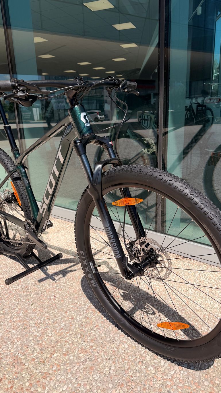 Used Scott Scale 935 2025 2025 Mountainbike, Black, 29 — image 9 of 12