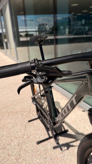 Used Scott Scale 935 2025 2025 Mountainbike, Black, 29 — image 8 of 12