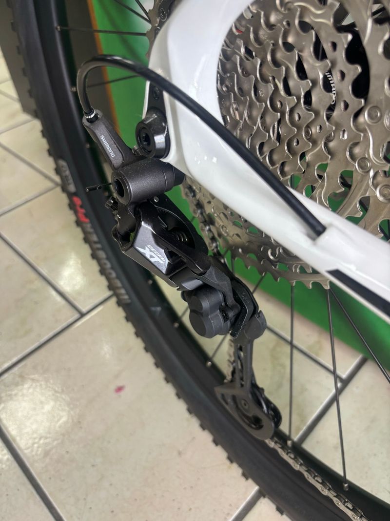 Used Bianchi Nitron 9.3 XT/SLX 2025 2025 Mountainbike, White — image 5 of 14