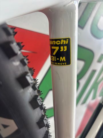 Used Bianchi Nitron 9.3 XT/SLX 2025 2025 Mountainbike, White — image 8 of 14