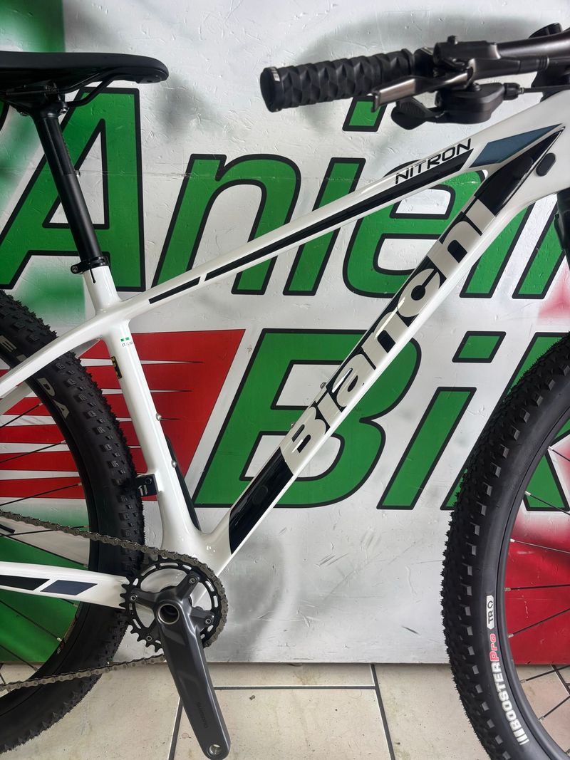 Used Bianchi Nitron 9.3 XT/SLX 2025 2025 Mountainbike, White — image 2 of 14