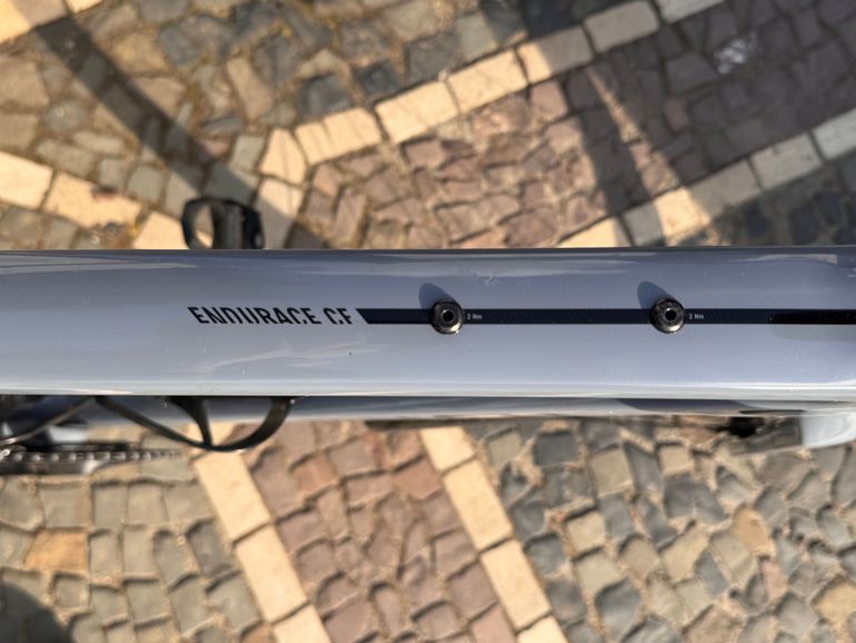 Used Canyon Endurace CF 7 2024 2024 Road & Gravel, Light Gray — image 7 of 7