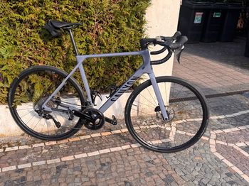 Used Canyon Endurace CF 7 2024 2024 Road & Gravel, Light Gray — image 3 of 7