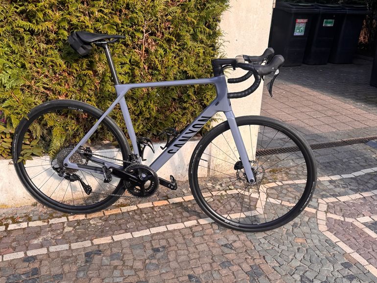 Used Canyon Endurace CF 7 2024 2024 Road & Gravel, Light Gray — image 3 of 7