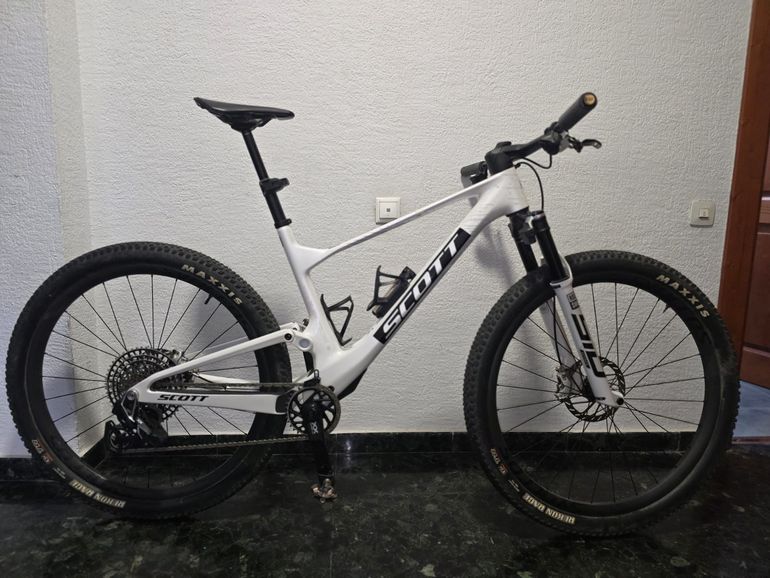 Used Scott SPARK RC WORLD CUP EVO 2026 2026 Mountainbike, White — image 2 of 7
