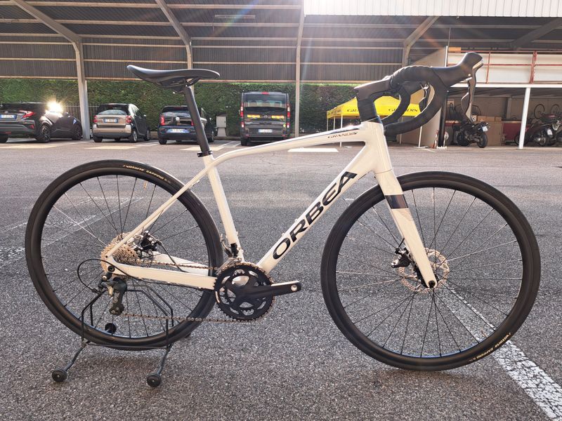 Gebrauchtes Orbea AVANT H40-D 2022 2022 Road & Gravel