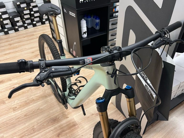 Used Specialized Epic 8 EVO Pro - SRAM X0 AXS, FOX Factory 2024 2024 Mountainbike, Green, 29 — image 5 of 5