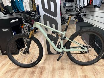 Used Specialized Epic 8 EVO Pro - SRAM X0 AXS, FOX Factory 2024 2024 Mountainbike, Green, 29 — image 2 of 5