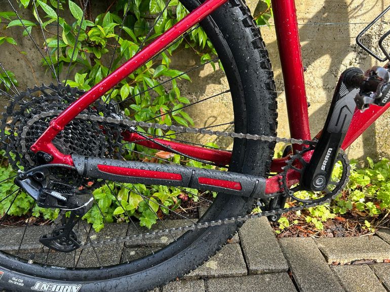 Used Trek Marlin 8 Gen 3 2023 2023 Mountainbike, Red, 26, 27.5, 29 — image 4 of 6