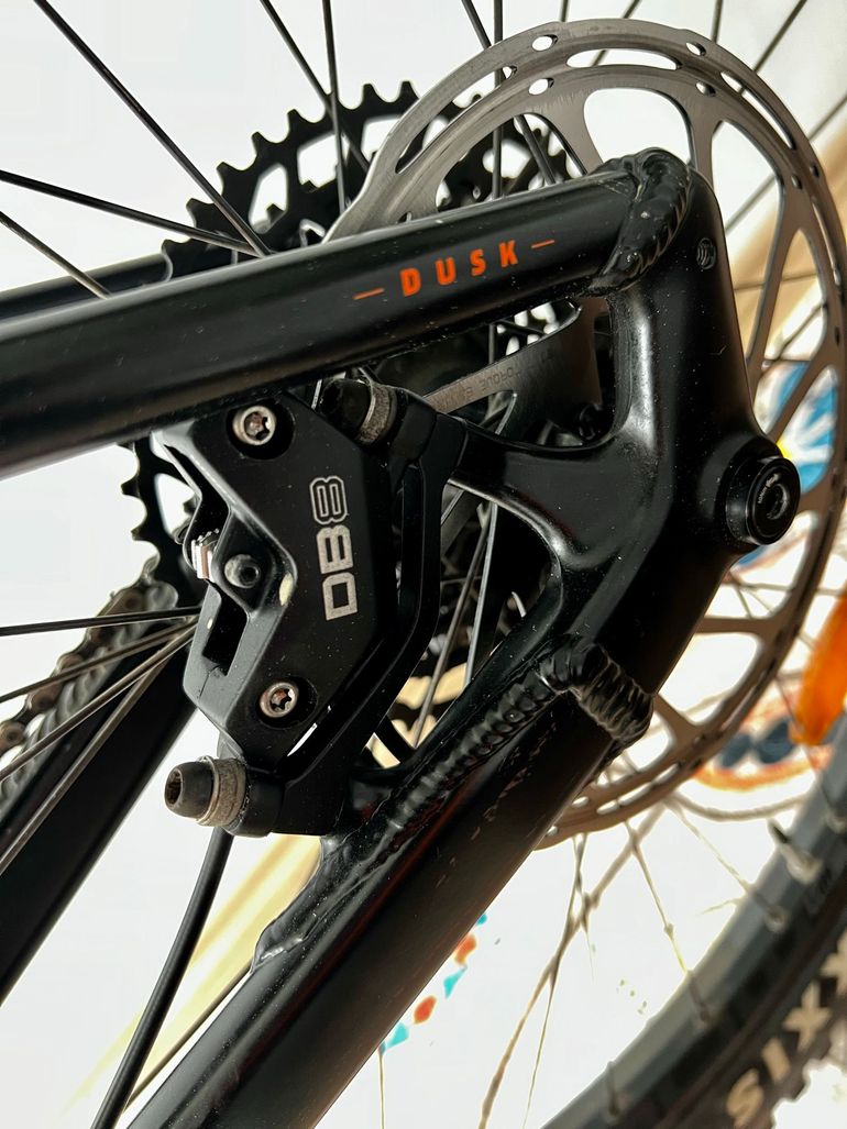 Used Mondraker DUSK 2024 2024 Mountainbike, Black, 29 — image 6 of 25