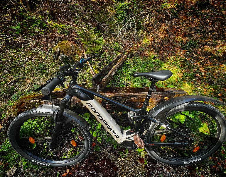 Used Mondraker DUSK 2024 2024 Mountainbike, Black, 29 — image 2 of 25