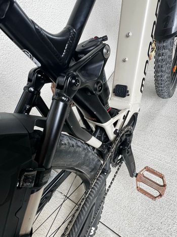 Used Mondraker DUSK 2024 2024 Mountainbike, Black, 29 — image 7 of 25