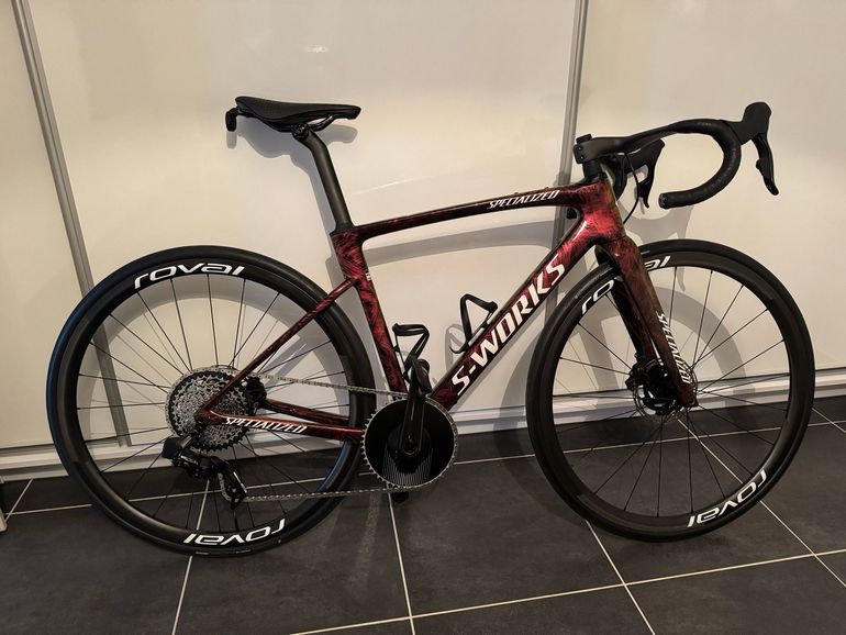 Used Specialized S-Works Roubaix SL8 Frameset - FACT 12R Carbon 2024 2024 Road & Gravel — image 1 of 3
