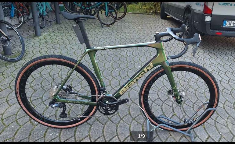 Used Bianchi Impulso RC GRX 825 DI2 2026 2026 Road & Gravel, Green — image 2 of 3