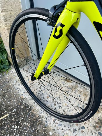 Used Scott Addict 10 2020 2020 Road & Gravel — image 4 of 7