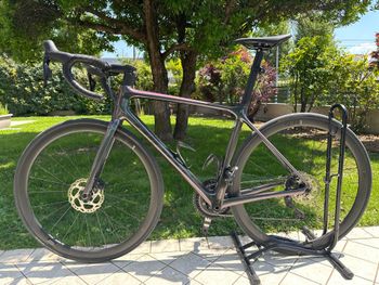 Used Giant TCR Advanced Pro Disc 1 Di2 2024 2024 Road & Gravel, Purple — image 2 of 5