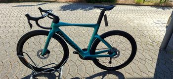 Used Bianchi Oltre Comp Ultegra Di2 2025 2025 Road & Gravel — image 6 of 7