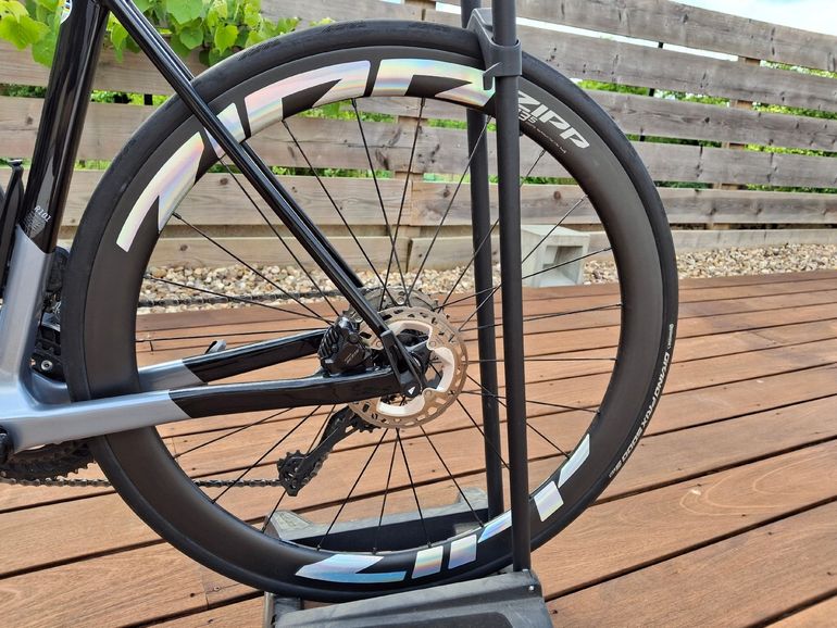 Used Canyon Ultimate CF SL 7 Di2 Aero 2025 2025 Road & Gravel, Light Gray — image 6 of 7