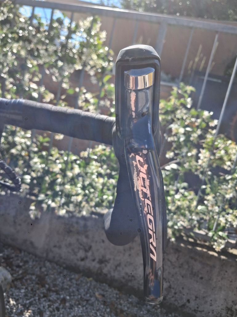 Used Pinarello Dogma Shimano Ultegra Di2 2018 Road & Gravel, Blue — image 11 of 14
