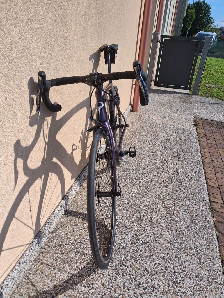 Used Pinarello DOGMA F10 2018 2018 Road & Gravel — image 5 of 5