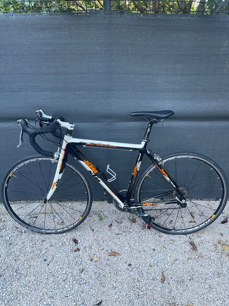 Used KTM Strada Shimano Dura Ace 2011 Road & Gravel, Schwarz — image 2 of 9