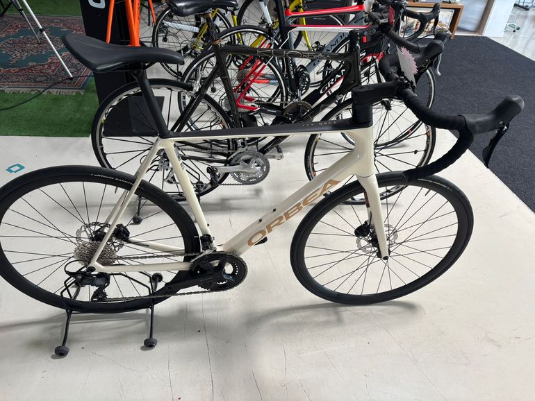 Used Orbea ORCA M30 2024 2024 Road & Gravel — image 1 of 8