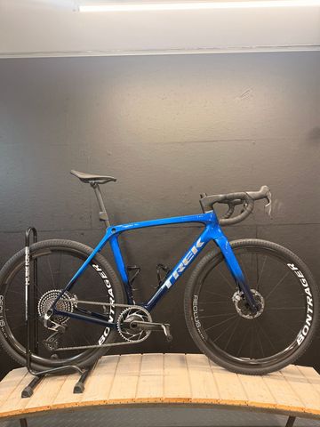 Gebrauchtes Trek Checkmate SLR Frameset 2026 Frameset 2026 Road & Gravel, Blau — Bild 3 von 3
