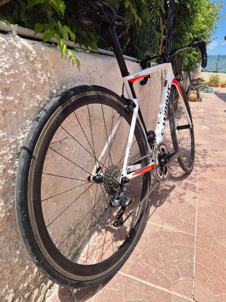 Used Specialized Men's S-Works Tarmac 2018 2018 Road & Gravel, Weiß — image 2 of 4