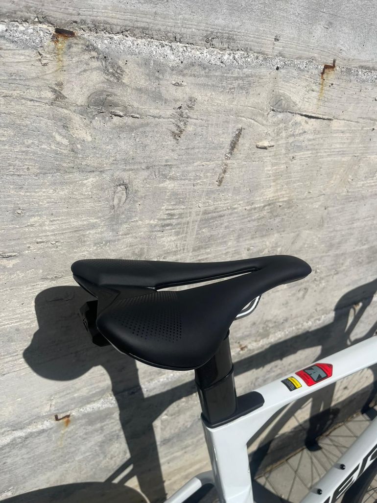 Used Merida Reacto White Ultegra Di2 Vision Team 35 2025 Road & Gravel, White — image 8 of 10