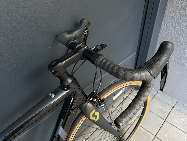 Used Scott Speedster Shimano 105 2020 Road & Gravel, Black — image 2 of 10