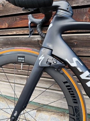 Used S Works S Works Custom Shimano Ultegra Di2 2018 Road & Gravel — image 8 of 15