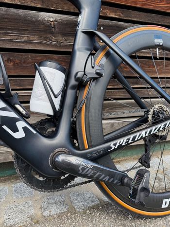 Used S Works S Works Custom Shimano Ultegra Di2 2018 Road & Gravel — image 5 of 15