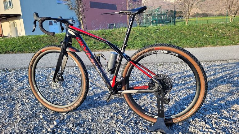 Used Olympia Iron SRAM GX Eagle AXS 2019 Road & Gravel, Light Gray — image 2 of 9
