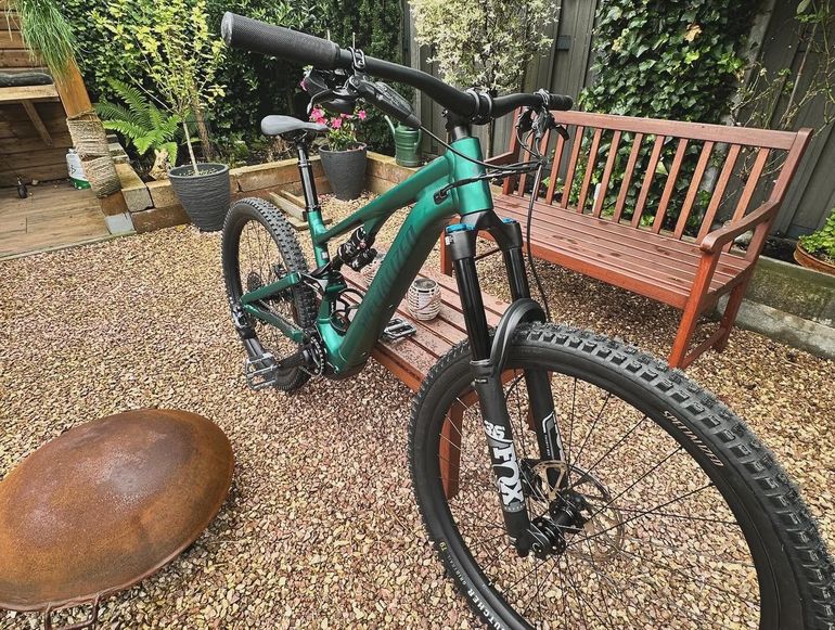 Used Specialized Turbo Levo SL Comp Alloy 2024 2024 Mountainbike, Green — image 3 of 7
