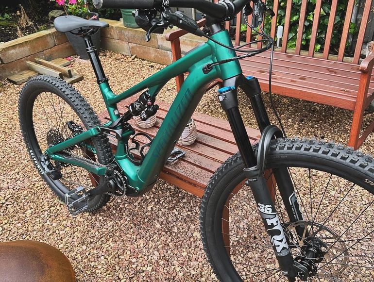 Used Specialized Turbo Levo SL Comp Alloy 2024 2024 Mountainbike, Green — image 4 of 7