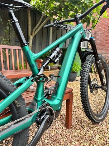 Used Specialized Turbo Levo SL Comp Alloy 2024 2024 Mountainbike, Green — image 6 of 7