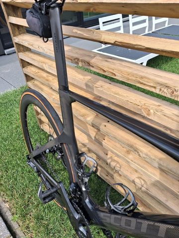 Scott Foil RC 10 2023 2023 Road & Gravel usato, Nero — immagine 9 di 10