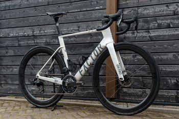 Used Factor OSTRO VAM - SRAM Force w/ Power Meter 2025 2025 Road & Gravel, White — image 2 of 8