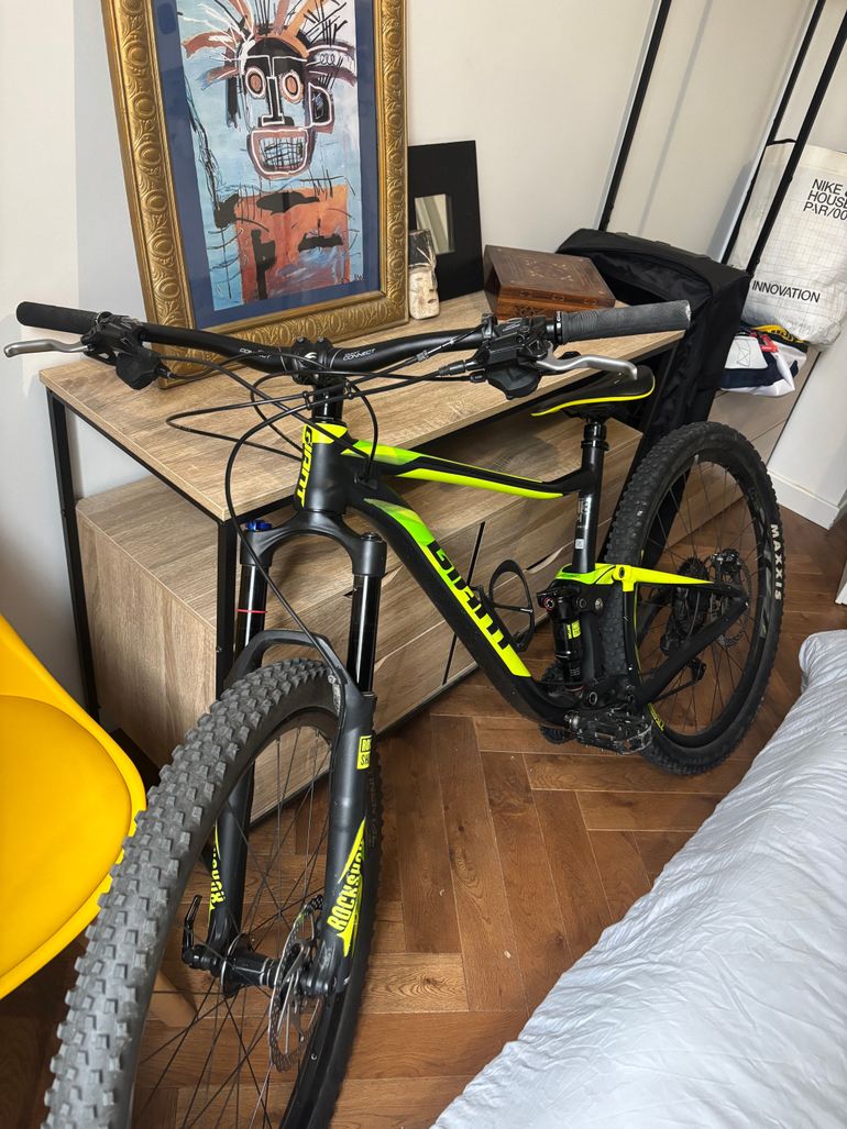 Used Giant Anthem 1 2019 2019 Mountainbike — image 1 of 3