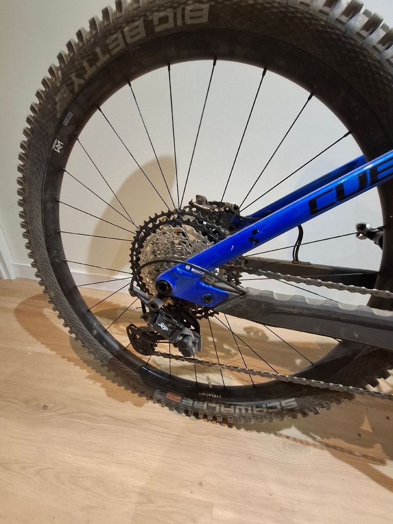 Used CUBE STEREO HYBRID 140 HPC, ACTIONTEAM 750 2024 2024 Mountainbike, Blue, 27.5, 29 — image 6 of 9