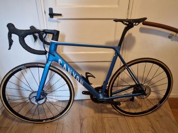 Used Canyon Ultimate CF SL Disc 8.0 Di2 2020 2020 Road & Gravel