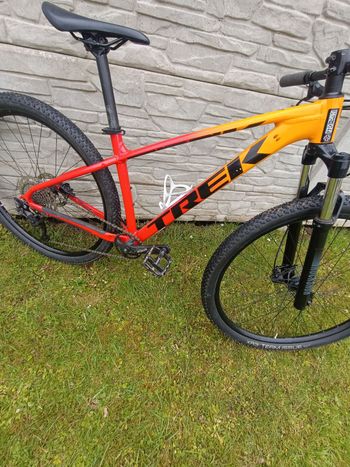 Used Trek Marlin 7 2021 2021 Mountainbike, Red, 29 — image 5 of 5