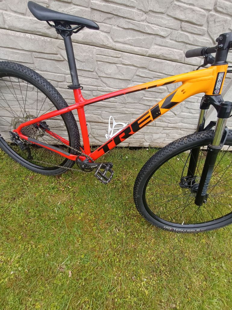 Used Trek Marlin 7 2021 2021 Mountainbike, Red, 29 — image 5 of 5
