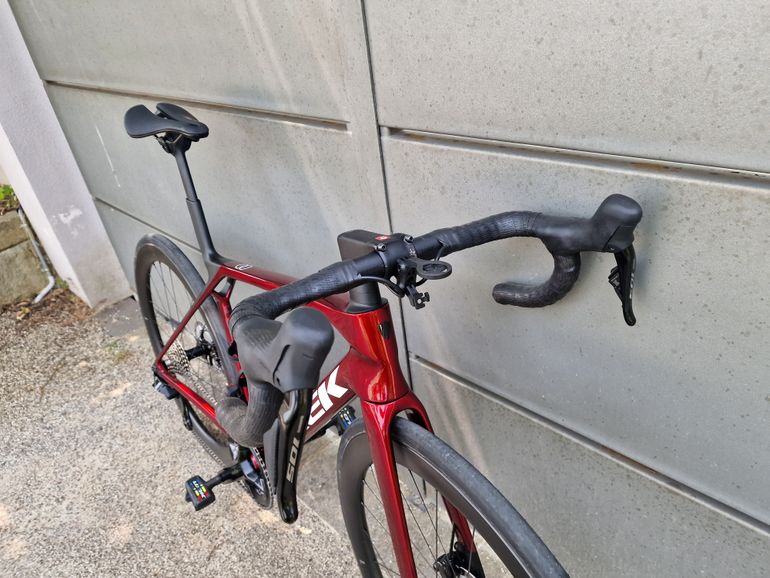 Used Trek Madone SL 6 Gen 8 2025 2025 Road & Gravel, Red — image 6 of 6