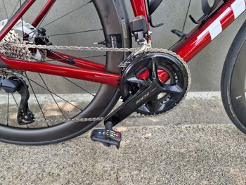 Used Trek Madone SL 6 Gen 8 2025 2025 Road & Gravel, Red — image 4 of 6