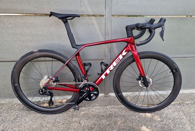 Used Trek Madone SL 6 Gen 8 2025 2025 Road & Gravel, Red — image 1 of 6