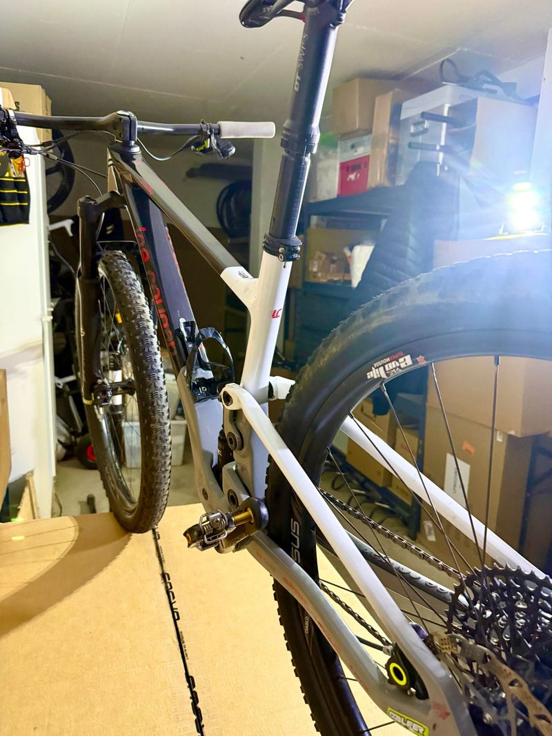 Used Lee Cougan Crossfire Trail 2025 2025 Mountainbike, Black, 29 — image 2 of 8