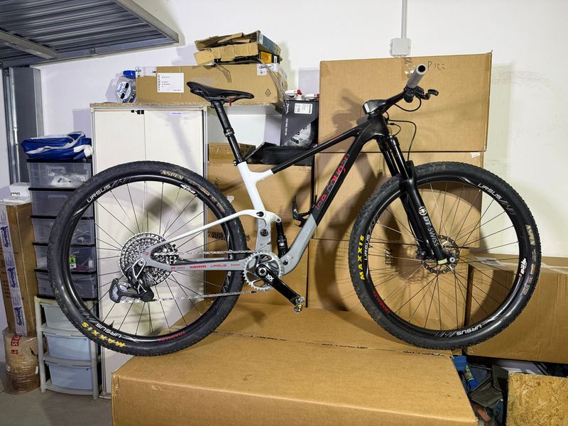 Used Lee Cougan Crossfire Trail 2025 2025 Mountainbike, Black, 29 — image 1 of 8