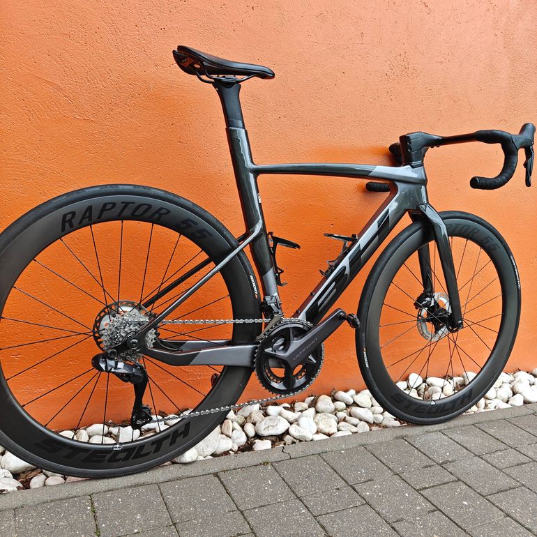 Used BH Bikes AEROLIGHT 7.0 - Shimano Ultegra Di2 2024 Road & Gravel, Black — image 1 of 7